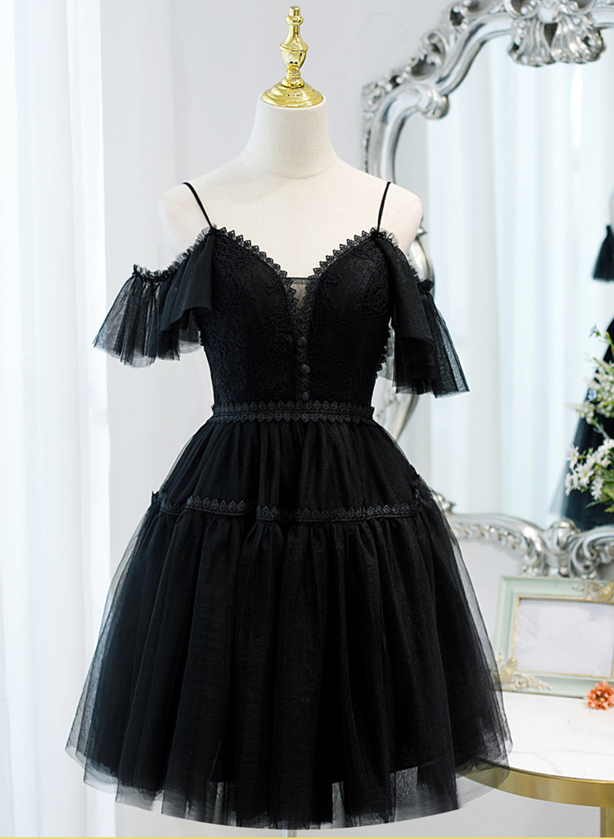 Black Sweetheart Straps Tulle Homecoming Dress Outfits For Girls, Black Off Shoulder Prom Dress