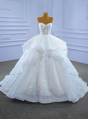 White Tulle Sweetheart Appliques Wedding Dress