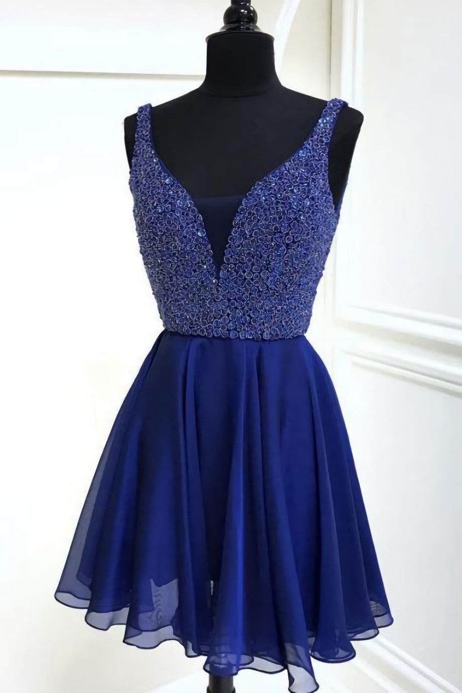 Prom Dresses Mermaide, Chiffon A Line Royal Blue Deep V Neck Appliques Sparkle Sleeveless Homecoming Dresses