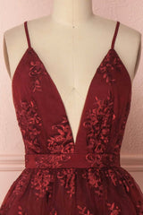 Homecoming Dresses Tight Short, Burgundy V-Neck Lace Short Backless Prom Dress, Cute Lace Party Dress