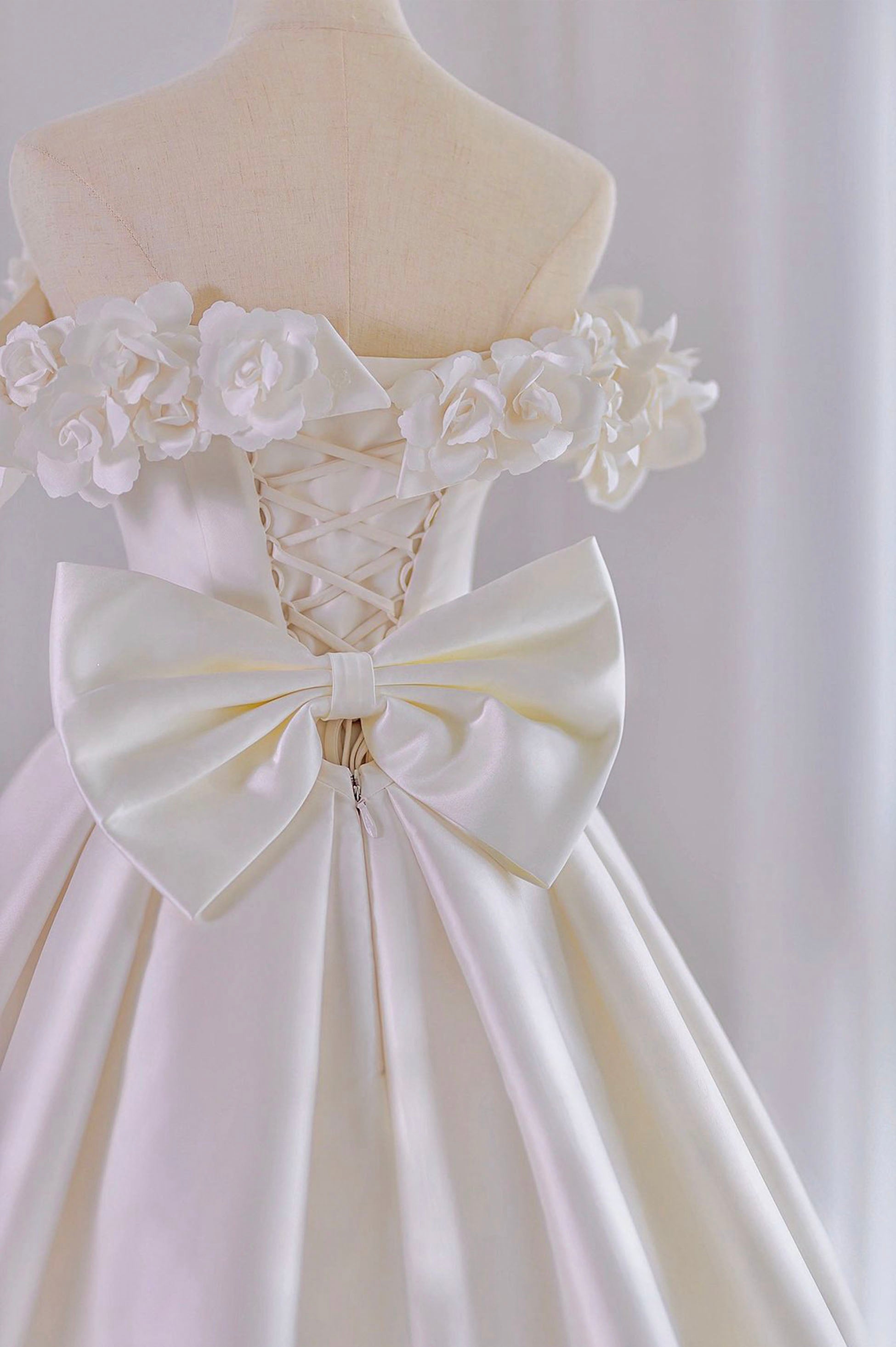 Wedding Dresses A Line Lace, White Satin Long Ball Gown, A-Line Flower Wedding Gown with Bow