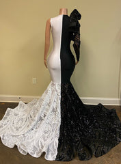 Bridesmaids Dress Styles, Hot Half Black Half White One shoulder Long Sleeves Mermaid Prom Dresses