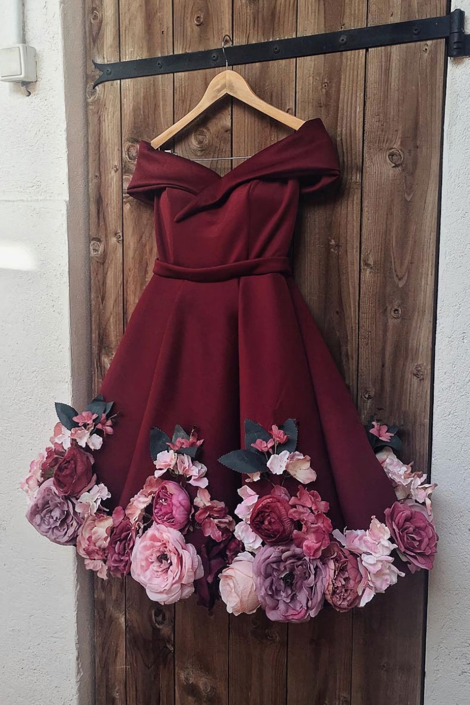 Evening Dresses 3 13 Sleeve, Off Shoulder 3D Flowers Burgundy Homecoming Dresses, Short Prom Dresses, With Appliques Off Shoulder Burgundy Graduation Dresses Formal Dresses