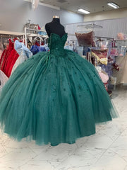 Evening Dress Cheap, Ball Gown Beaded Quinceanera Dress Spaghetti Straps Emerald Green Quince Dress