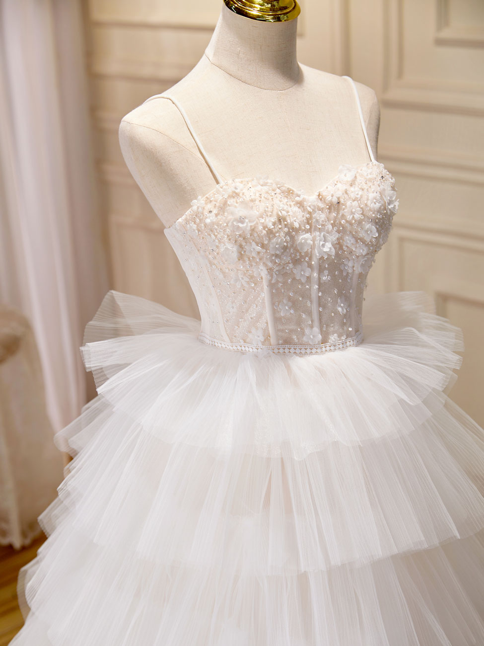 Party Dress Australia, Ball-Gown/Princess Tulle White Long Prom Dresses With Beading Flower Cascading Ruffles