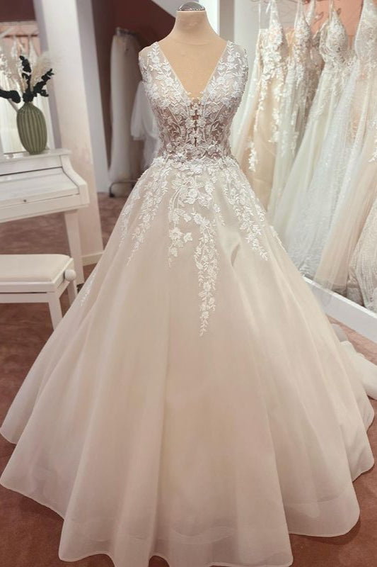 Wedding Dress Top, Beautiful Long A-Line Appliques Lace Tulle Wedding Dress