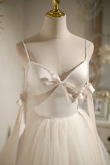 Homecoming Dress Formal, Champagne V-Neck Tulle Short Prom Dress, Spaghetti Straps Party Dress with Bow