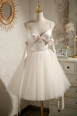Homecoming Dresses Formal, Champagne V-Neck Tulle Short Prom Dress, Spaghetti Straps Party Dress with Bow