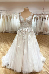 Wedding Dresses Lace Romantic, Elegant Long A-Line Sweetheart Appliques Lace Tulle Wedding Dress