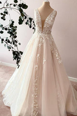 Wedding Dress Train, Elegant Long Sweetheart A-Line Tulle Appliques Lace Wedding Dress