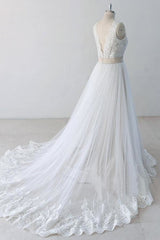 Wedding Dress Vintage Style, Elegant V-neck Lace Tulle A-line Wedding Dress