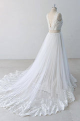 Wedding Dresses Vintage Style, Elegant V-neck Lace Tulle A-line Wedding Dress