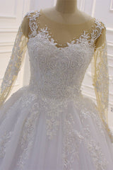 Wedding Dresses Spring, Gorgeous Long A-Line Bateau Pearl Tulle Appliques Lace Wedding Dress with Sleeves