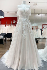 Wedding Dressed For The Beach, Gorgeous Long A-line Off-the-shoulder Tulle Lace Appliques Wedding Dress