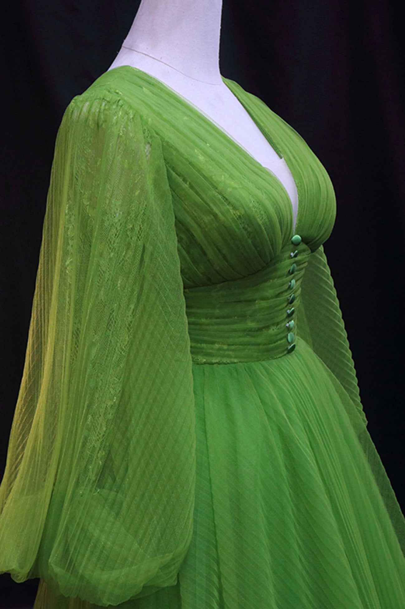 Prom Dresses Fitted, Green V-Neck Tulle Long Prom Dress, Long Sleeve Green Formal Evening Dress