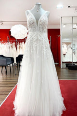 Wedding Dresses Top, Long A-line Sleeveless Tulle Lace Appliques Open Back Wedding Dresses