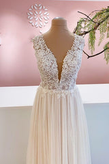 Wedding Dress Sleeves Lace, Long A-Line Sweetheart Tulle Backless Wedding Dress With Floral Lace