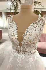 Wedding Dress Long Sleeves, Long A-Line Sweetheart Tulle Wedding Dress With Appliques Lace