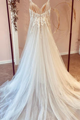 Wedding Dresses For Fall Wedding, Long A-Line Tulle Sweetheart Appliques Lace Wedding Dress