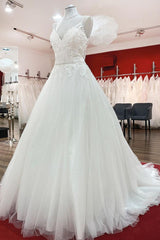 Wedsing Dresses With Sleeves, Long A-line V-neck Spaghetti Straps Backless Wedding Dress with Lace