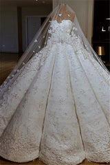 Wedding Dresses Long Sleev, Luxurious Strapless Lace Appliques Beading Sleeveless Ball Gown Wedding Dress