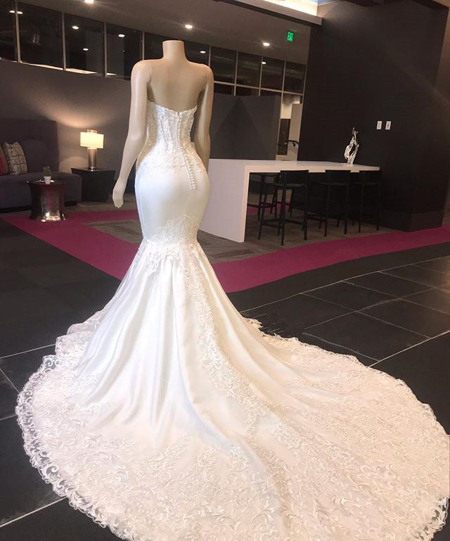 Wedding Dresses Simple Elegant, Modern Strapless Lace Appliques Mermaid Wedding Bridal Gowns New Arrival