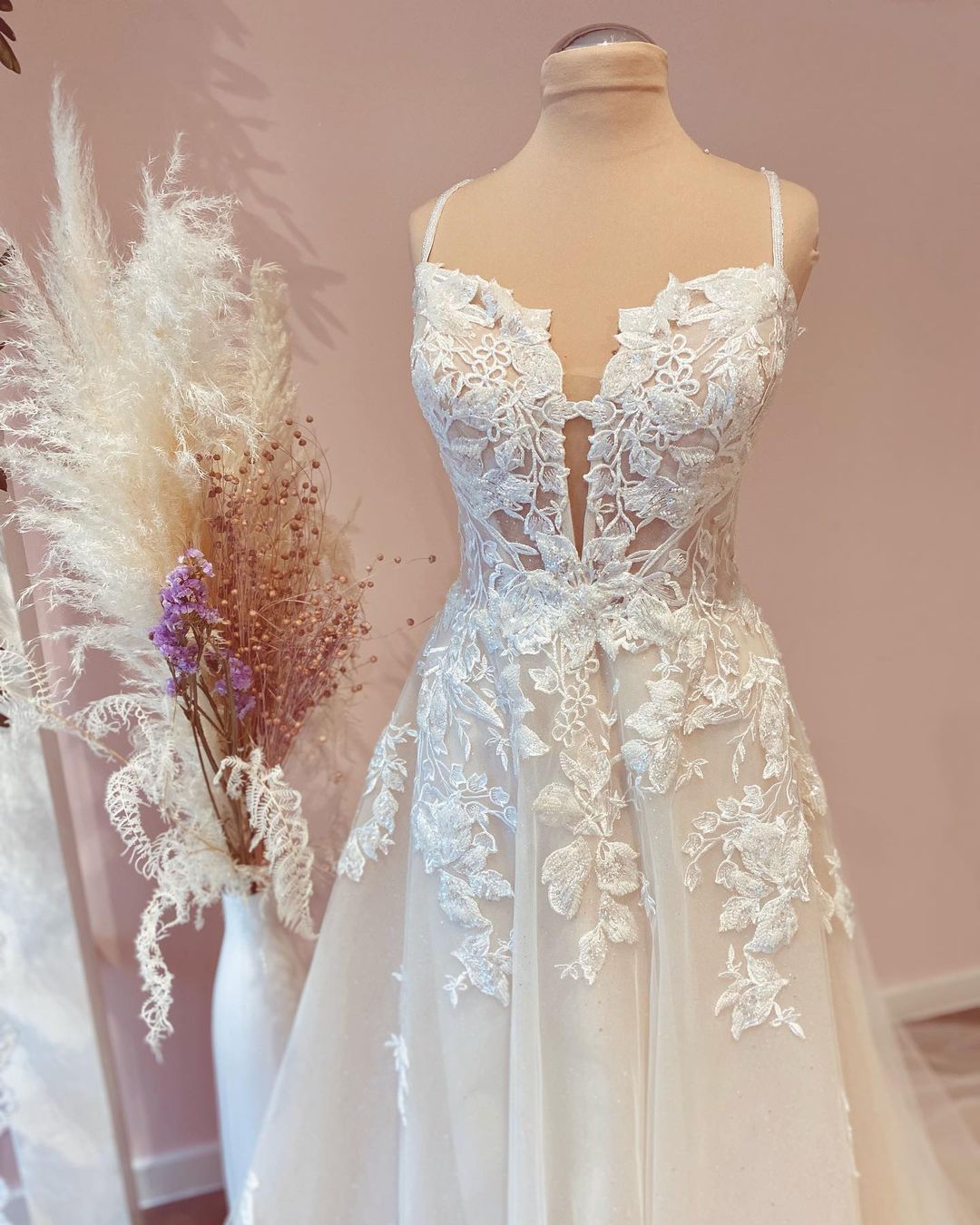 Wedding Dresses Trending, Modest Long A-line Spaghetti Straps Tulle Wedding Dress with Appliques Lace