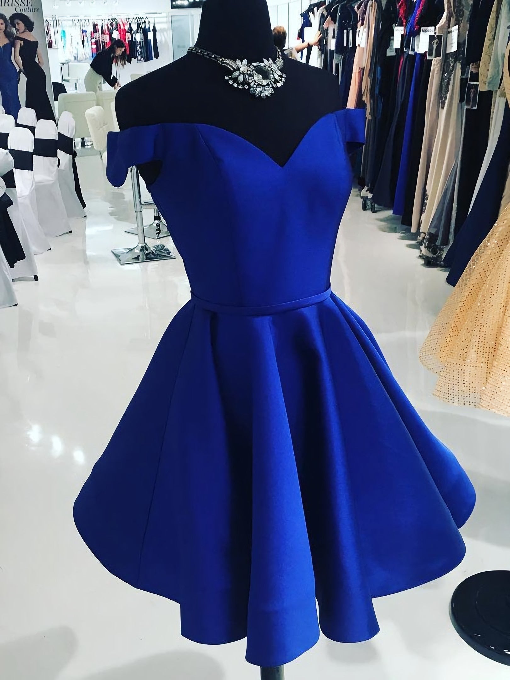 Homecoming Dressed Short, A Line Off The Shoulder V Neck Cheap Royal Blue Short Knee Length Taffeta Dc07 Prom Dresses