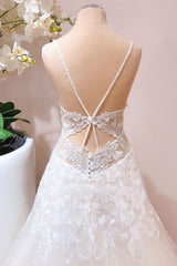 Wedding Dress Elegant Classy, Romantic Long A-line Spaghetti Straps Appliques Lace Tulle Wedding Dress