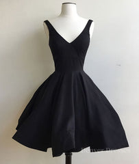 Bridesmaid Dresses Affordable, Simple Cute V Neck Short Black Prom Dresses, Cute Black Homecoming Dresses, Graduation Dresses